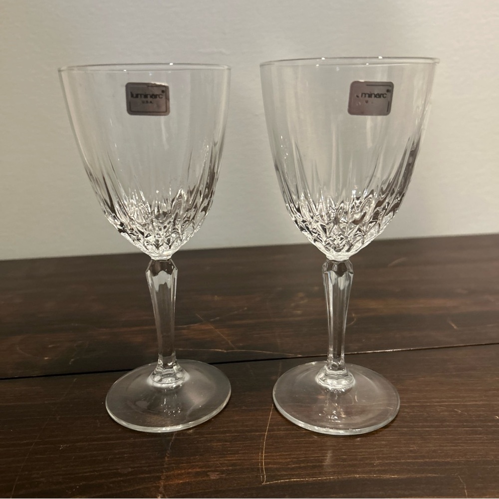 Set of 2 Vintage Luminarc Diamond Pattern Crystal Stemweare Wine Glass